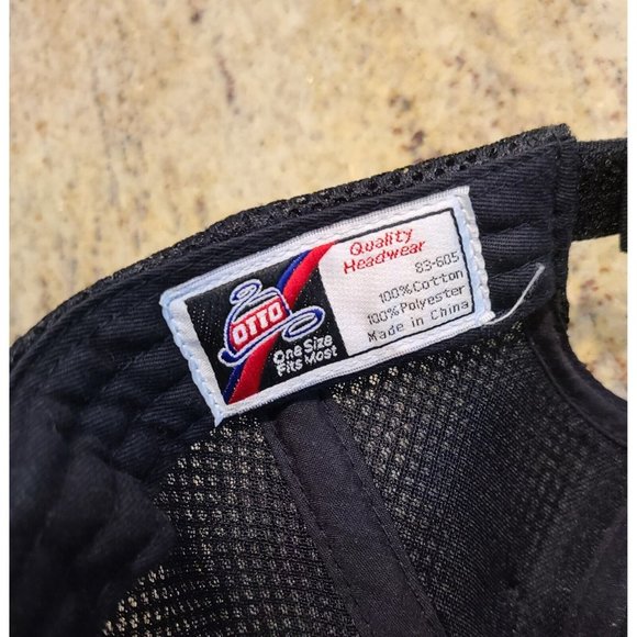 Black Hat Cap Adjustable Strap Mesh Back Red Blue Yellow Sailboat Nautical Boat - Picture 6 of 7